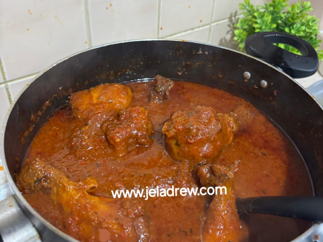 A-pot-of-chicken-stew-simmering-gently