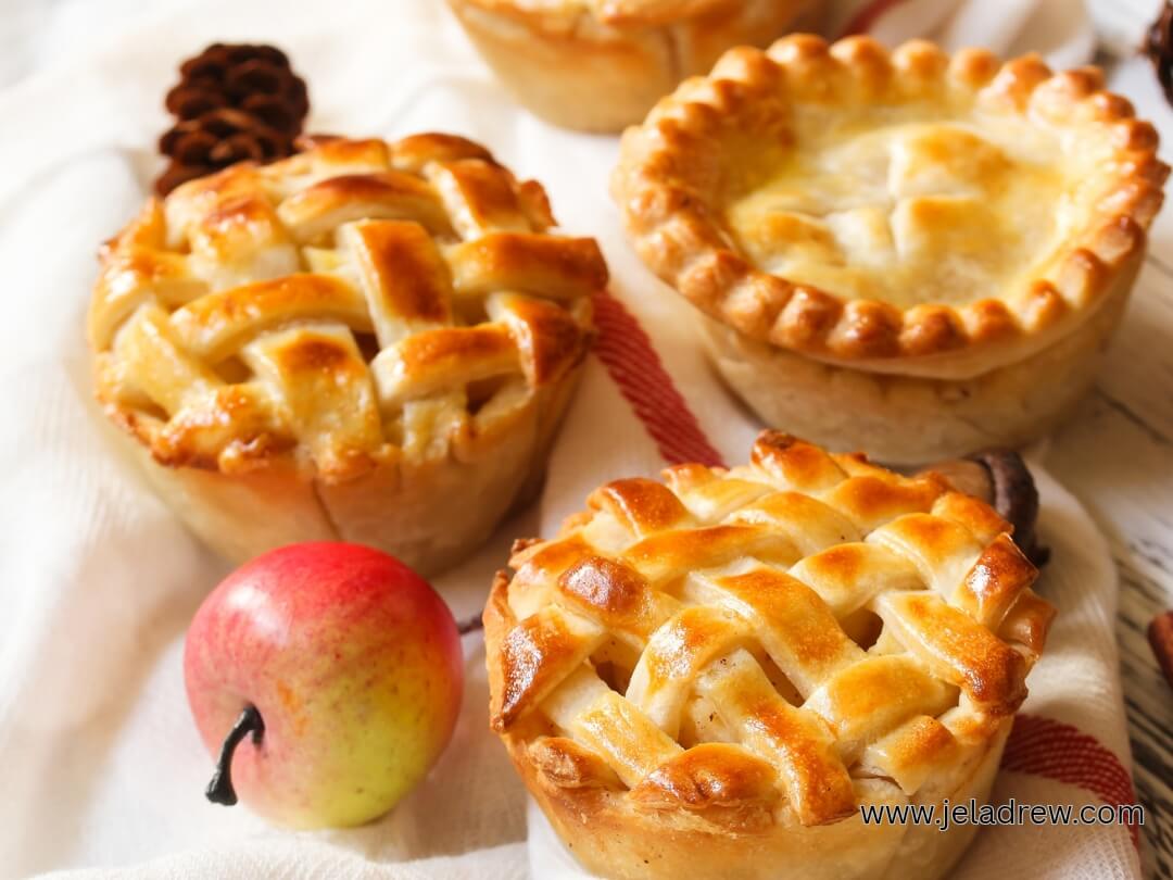 Apple-mini-pies