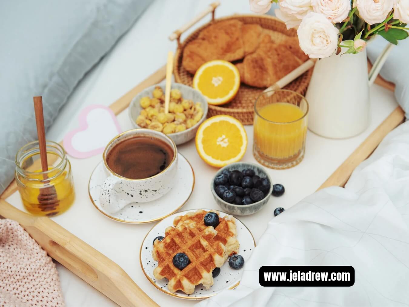 Mothers-Day-break-fast-in-bed-with-waffles-coffee-and-fresh-orange-juice-10-creative-mothers-day-ideas