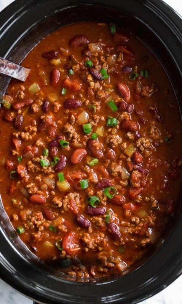 Slow-cooker-chili-with-beans-and-ground-beef-crockpot-recipes 