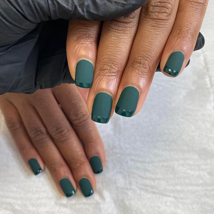Matte-green-with-french-tips