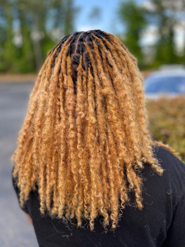 Bold-and-Beautiful-Loc-Colors-for-a-Summer-Glow