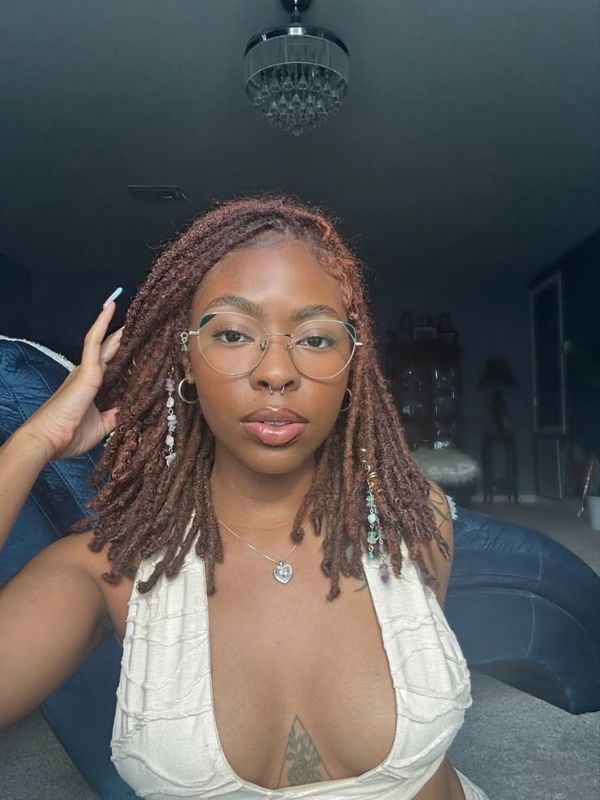 Bold-and-Beautiful-Loc-Colors-for-a-Summer-Glow