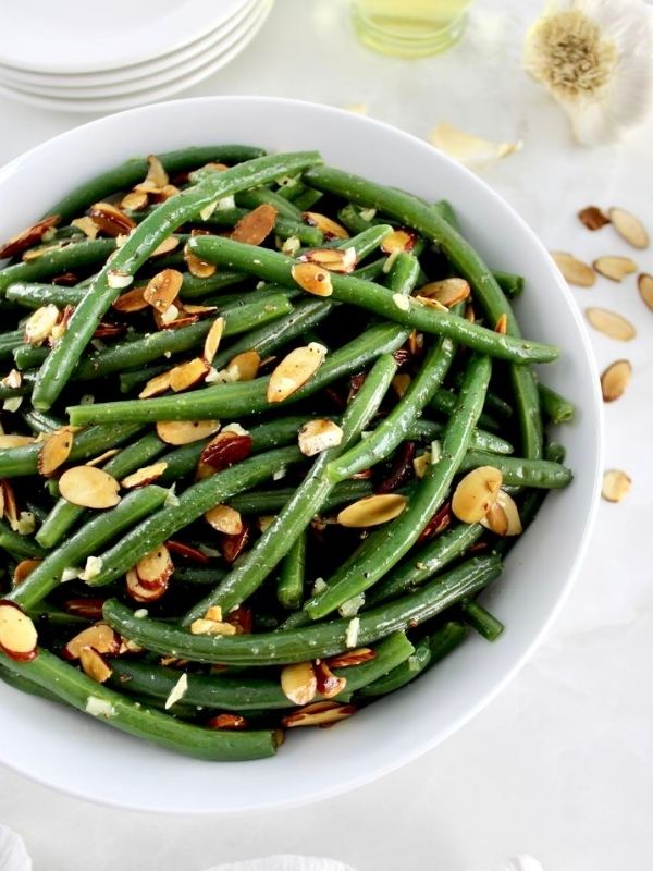 Easy-and-Delicious-Easter-Dinner-Recipes