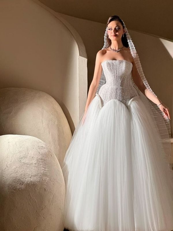 Gorgeous-Wedding-Dresses-for-Your-Dream-Day