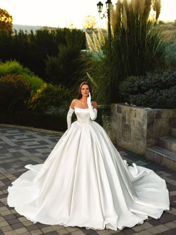 Gorgeous-Wedding-Dresses-for-Your-Dream-Day