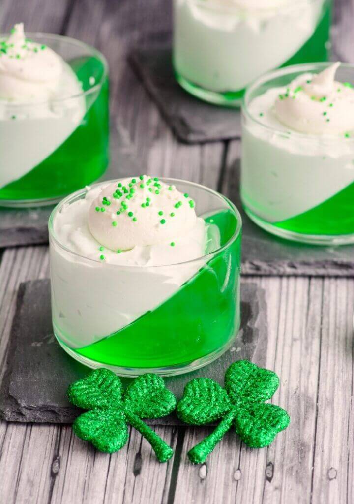 Jello-cup-30-St-Patricks-Day-dessert-ideas