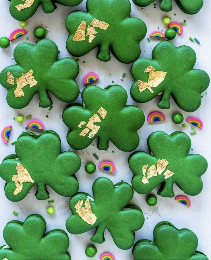 shamrock-macarons