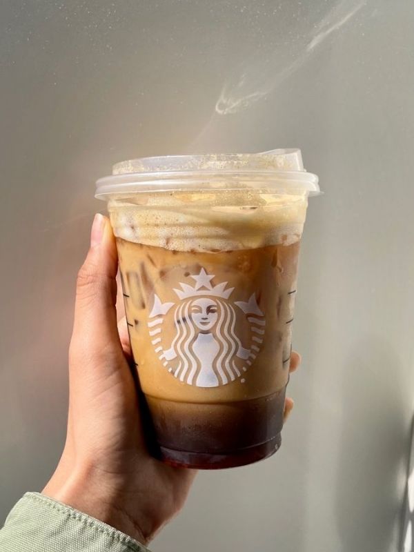 Starbucks-Drinks-You-Have-to-Try-This-Season
