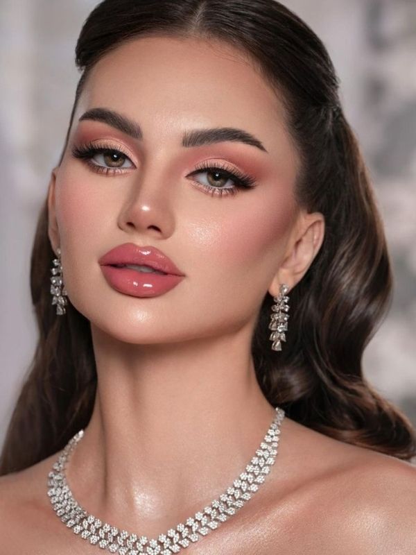 Stunning-Wedding-Makeup-Ideas-Every-Bride