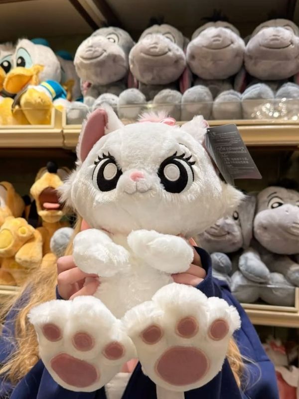 The-Ultimate-Guide-to-College-Jellycat-Plushies