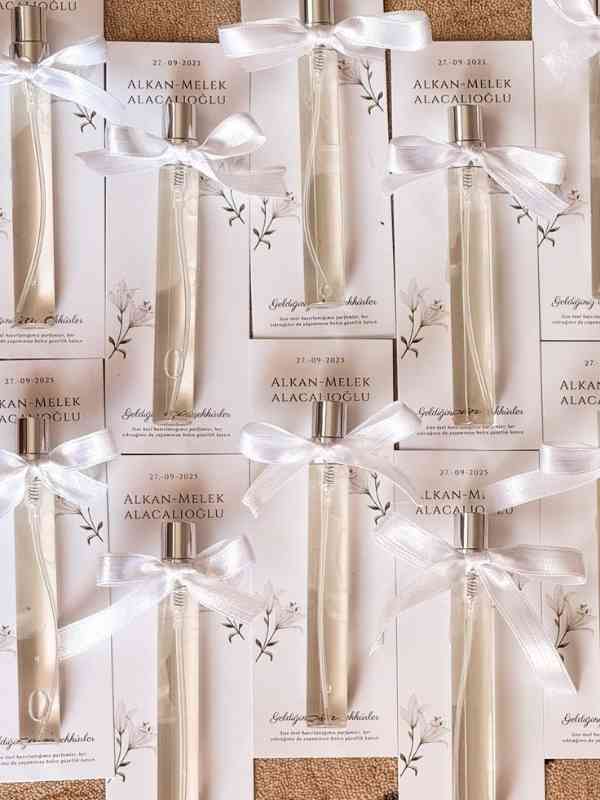 Creative-Bachelorette-Gift-Bag-Ideas