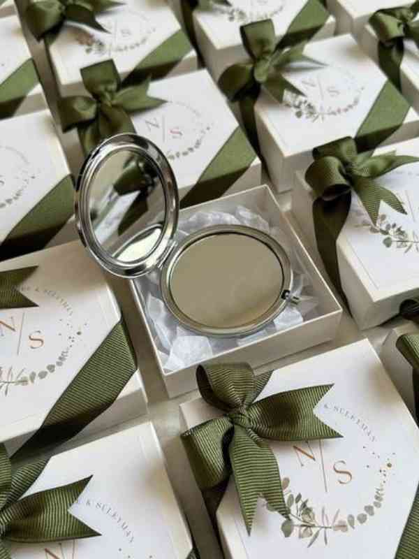 Creative-Bachelorette-Gift-Bag-Ideas