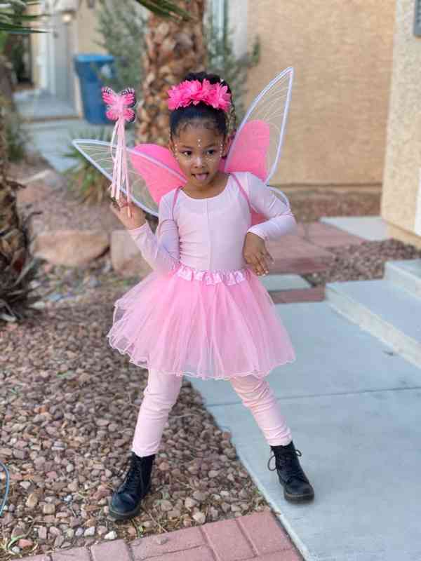 Cute-Halloween-Costume-Ideas-For-Couples-And-Kids