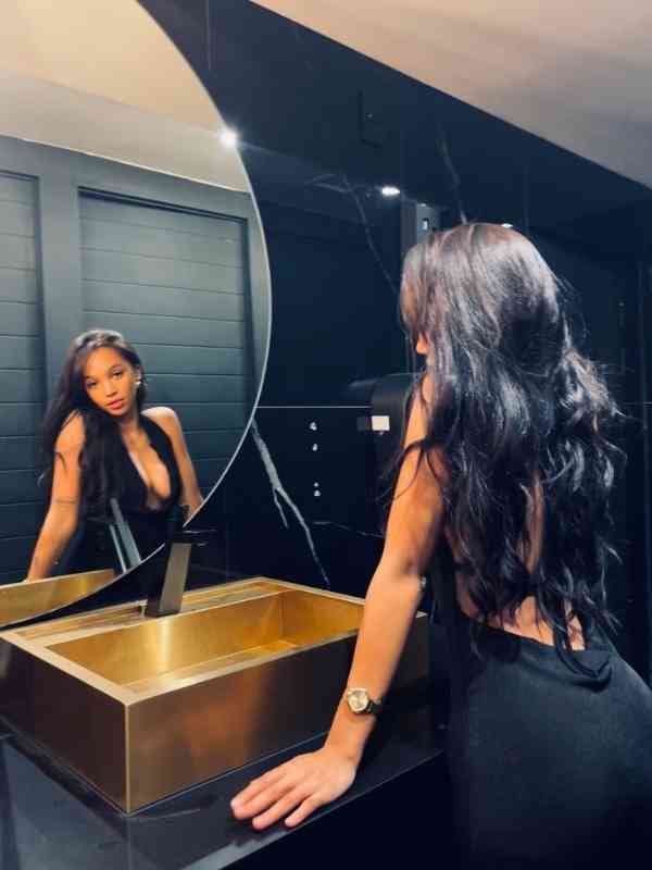 Gorgeous-Prom-Photo-Ideas