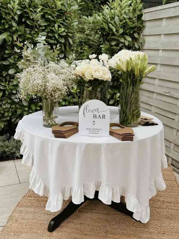 Stunning-DIY-Flower-Bar-Ideas-for-Weddings