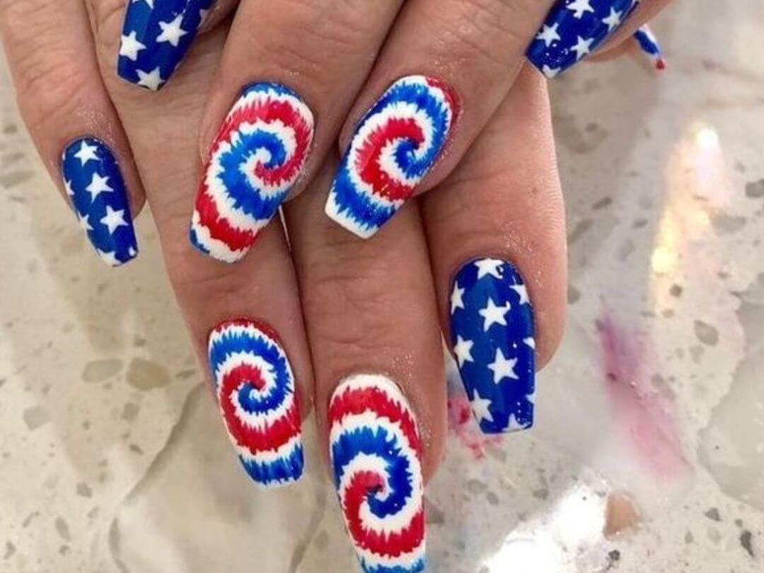 30-stunning-4th-of-july-nails-you'll-want-to-copy