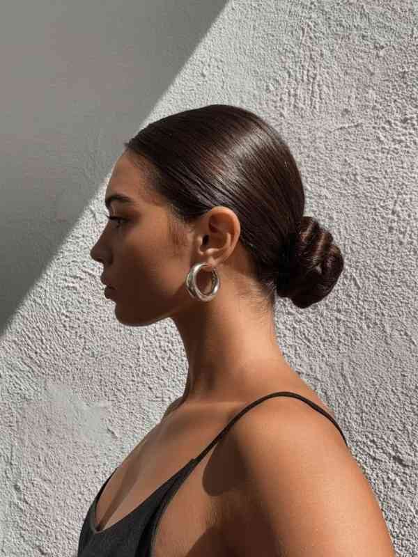 Cute-Beach-Hairstyles-for-an-Effortless-Vacation