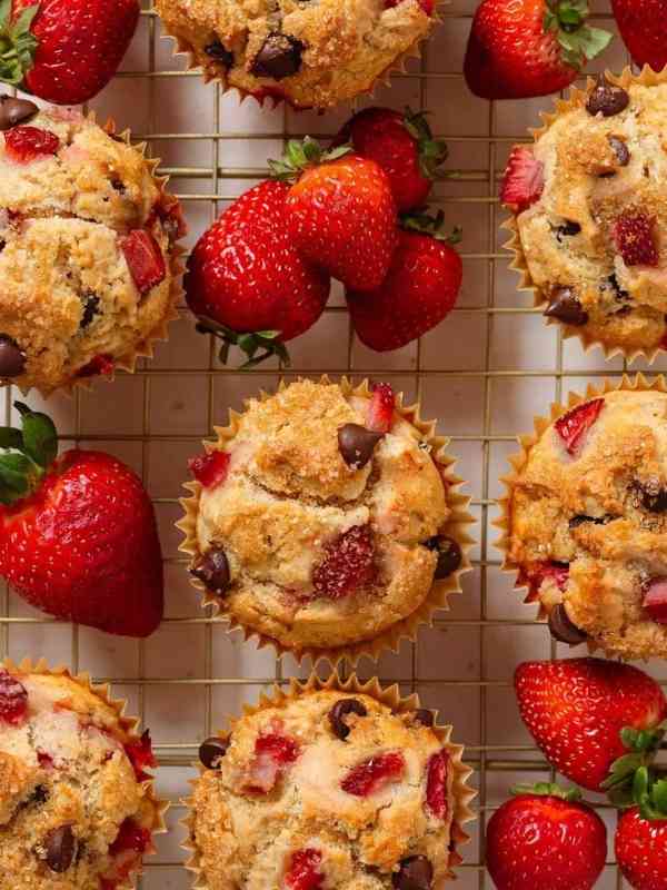 Delicious-Strawberry-Muffin-Recipes