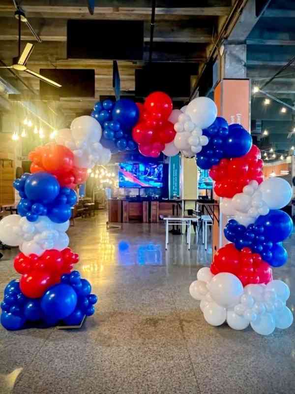 Patriotic-Table-Decor-and-Backdrop-Ideas