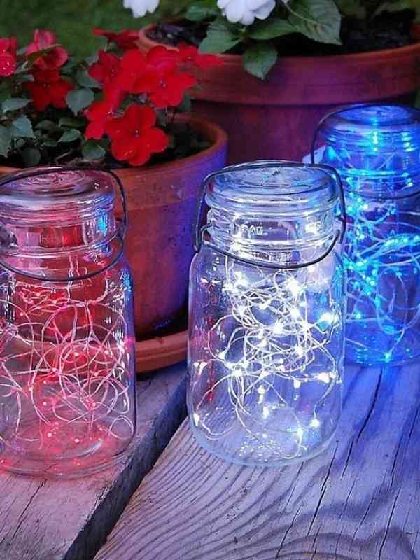 Patriotic-Table-Decor-and-Backdrop-Ideas