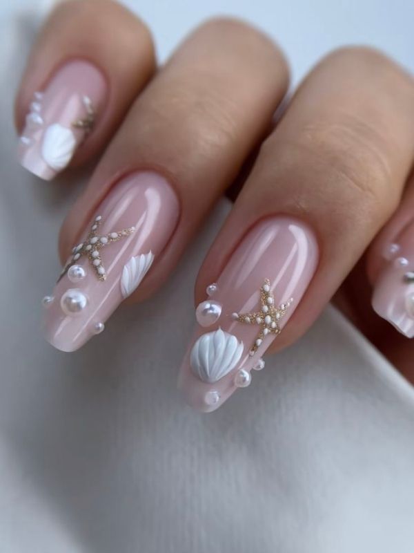 Summer-Wedding-Nail-Ideas-for-Beach-Brides