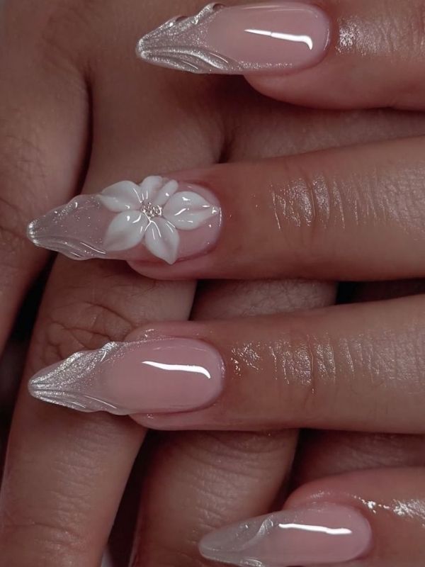 Summer-Wedding-Nail-Ideas-for-Beach-Brides