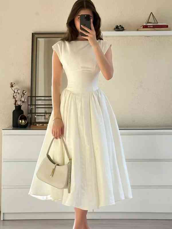 Trending-Prom-Dresses-Everyone-Is-Obsessed-With