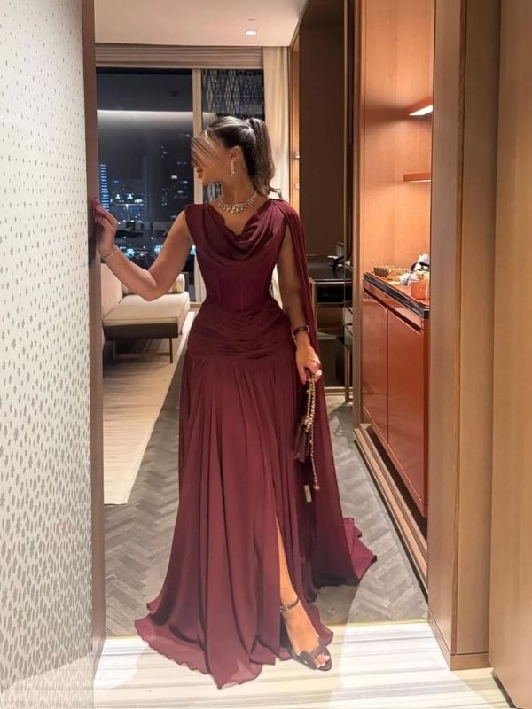 Trendy-Graduation-Dresses-for-Curvy-Girls