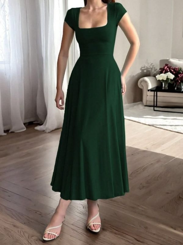 Trendy-Graduation-Dresses-for-Curvy-Girls