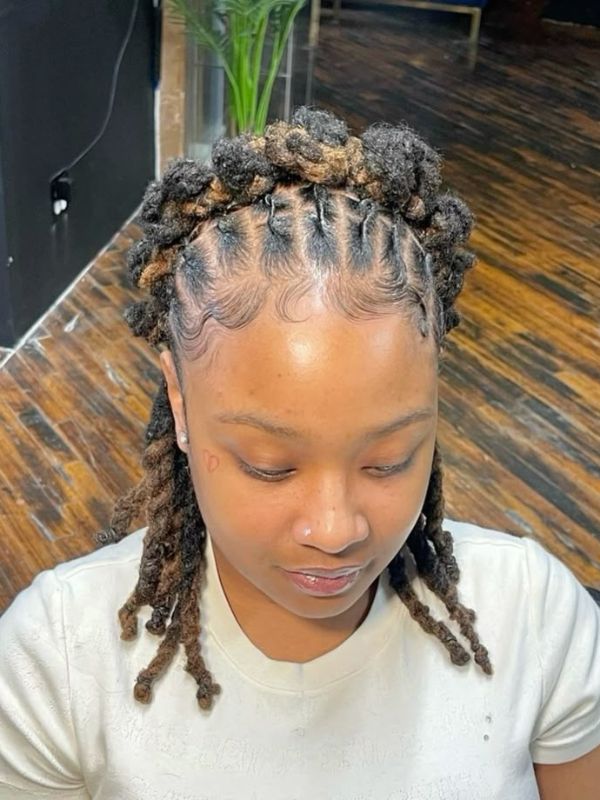 Graduation-Loc-Styles-That-Fit-Under-a-Cap