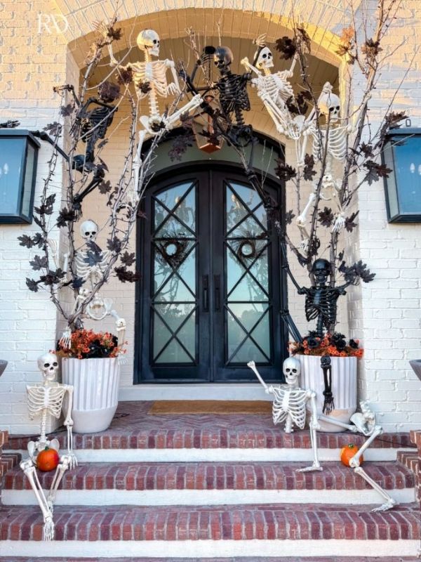Halloween-Porch-Decorating-Ideas