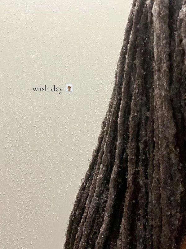 How-to-Get-Rid-of-Dandruff-in-Locs-Naturally