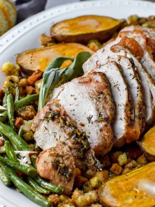 Simple-Thanksgiving-Dinner-Ideas-for-Small-Families