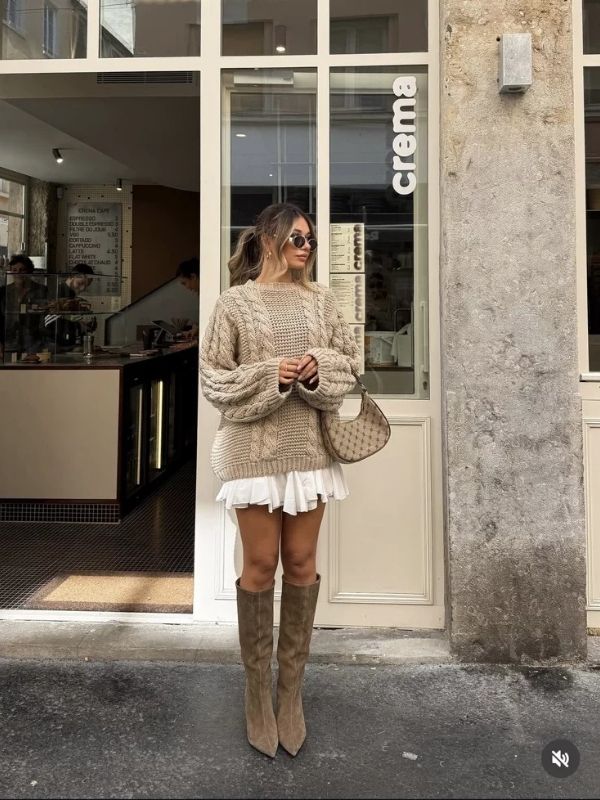 Thanksgiving-Outfit-Ideas-for-Family-Dinner