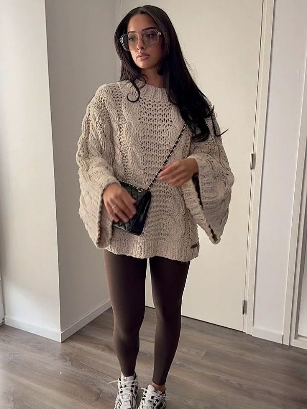 Thanksgiving-Outfit-Ideas-for-Family-Dinner