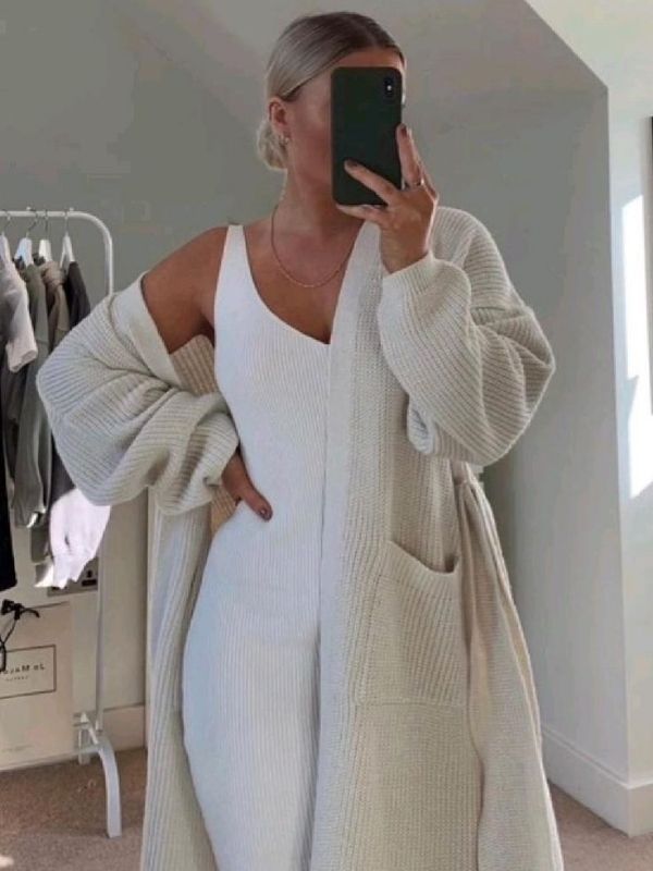 Thanksgiving-Outfit-Ideas-for-Family-Dinner