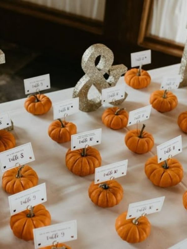 Thanksgiving-Place-Card-Ideas-for-Guests