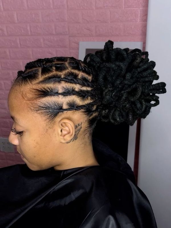 Trendy-Fall-Loc-Hairstyles-for-Women