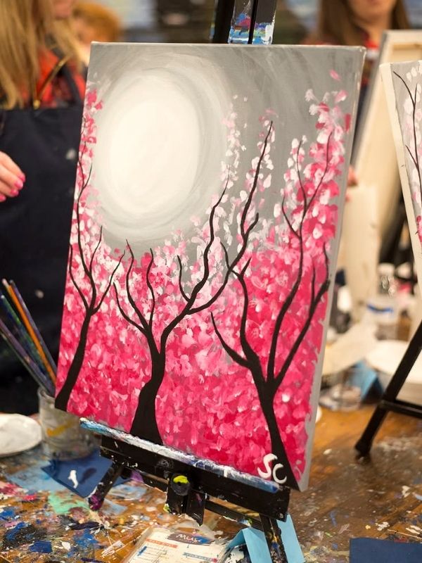 Cute-Sober-Paint-and-Sip-Night-Ideas-for-Adults