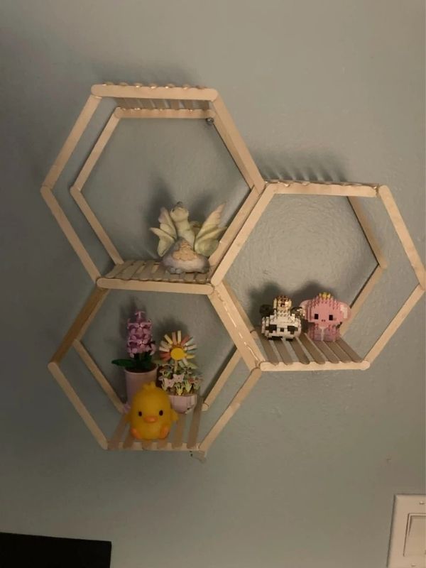 Easy-Popsicle-Stick-Craft-Ideas-for-Kids-and-Adults-to-Make-at-Home