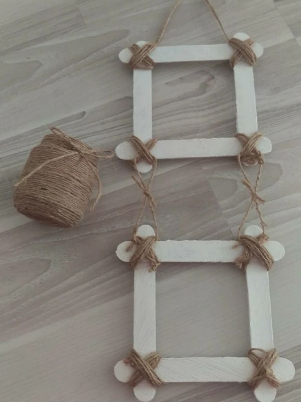 Easy-Popsicle-Stick-Craft-Ideas-for-Kids-and-Adults-to-Make-at-Home