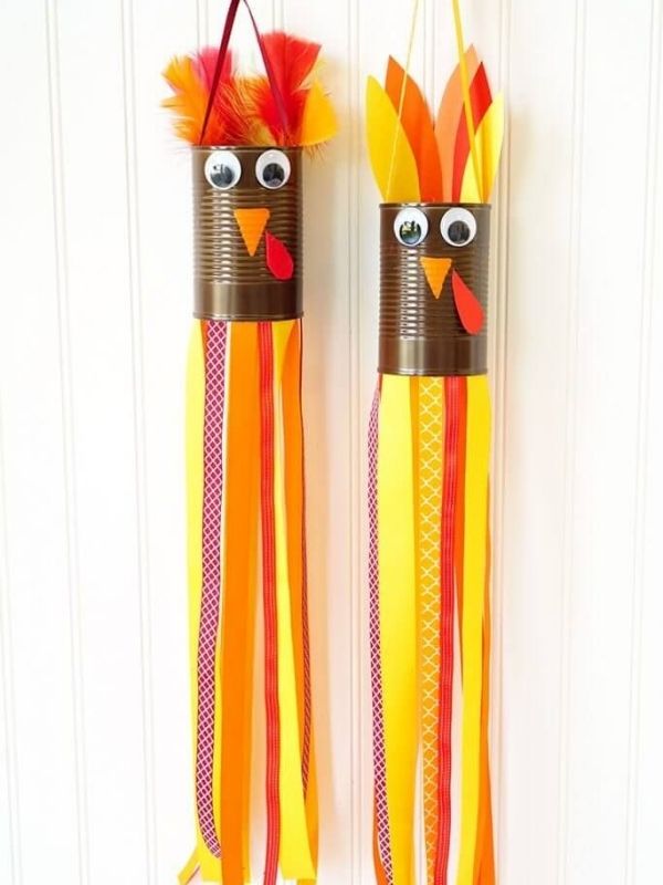 Easy-Thanksgiving-Crafts-for-Kids-and-Adults-to-Make-Together
