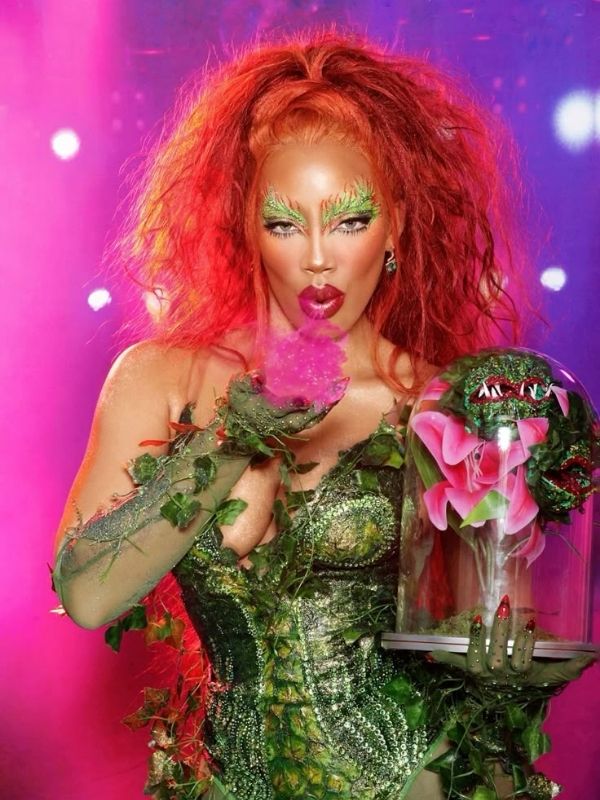 Halloween-Costume-Ideas-for-Black-Women-and-Teenage-Girls