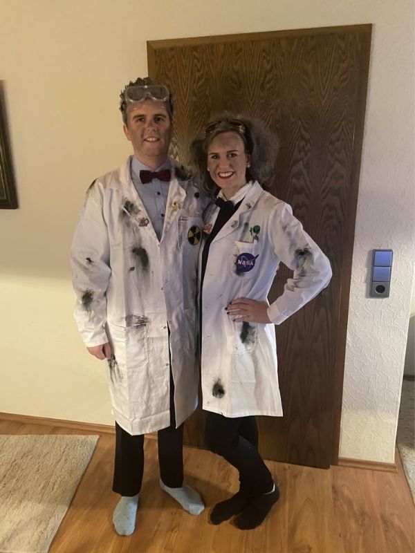 Smart-and-Spooky-Halloween-Costume-Ideas-for-Teachers-at-School