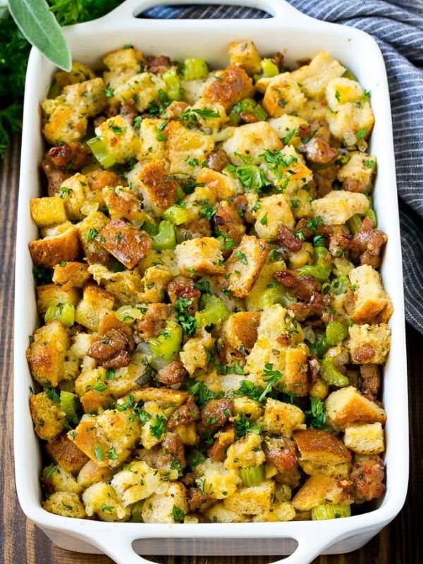 Thanksgiving-Potluck-Ideas-for-Work-Everyone-Will-Love