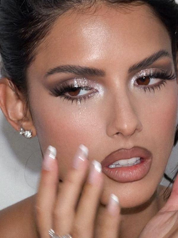 Birthday-Nail-and-Makeup-Ideas-for-a-Glamorous-Celebration