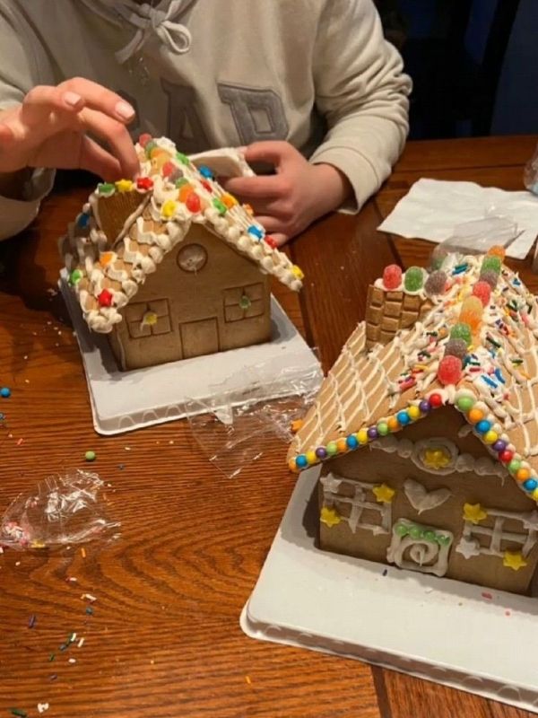 Fun-At-Home-Couple-Challenge-Ideas-to-Your-Relationship