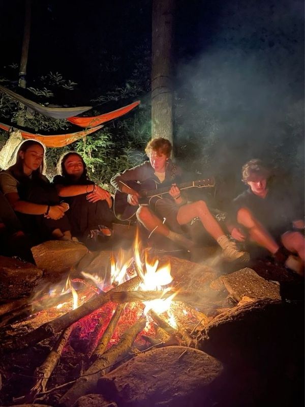 Fun-Campfire-Activities-for-Families-and-Friends
