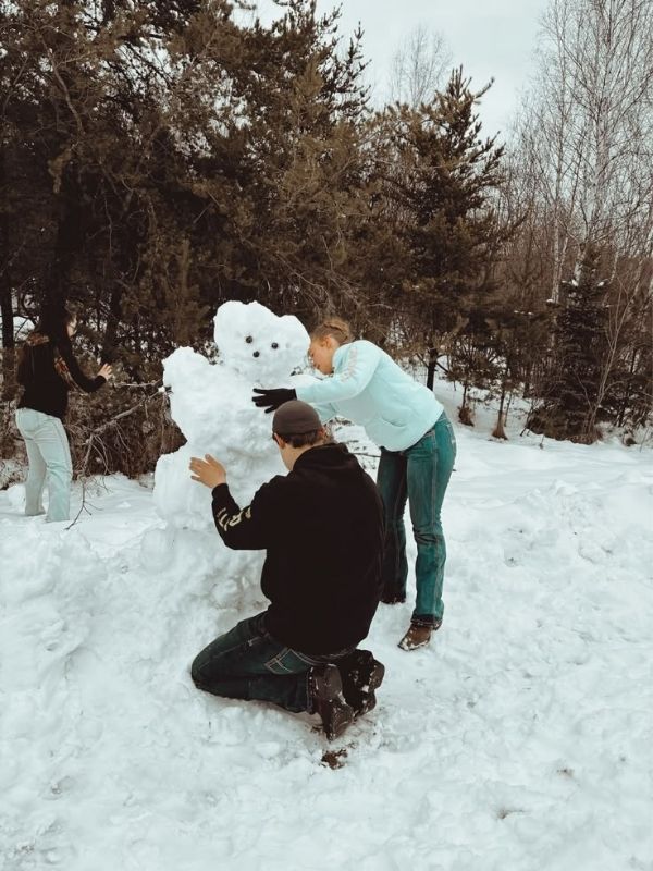 Fun-Winter-Activities-for-Couples